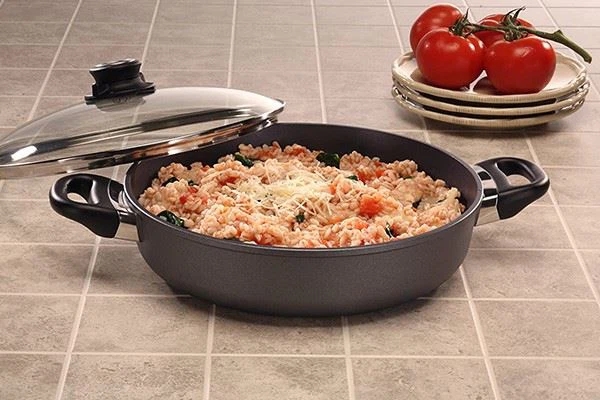 diamond-sauteuse-with-lid-3-5-l-3-7-qt-28-cm24523110199.webp.jpg